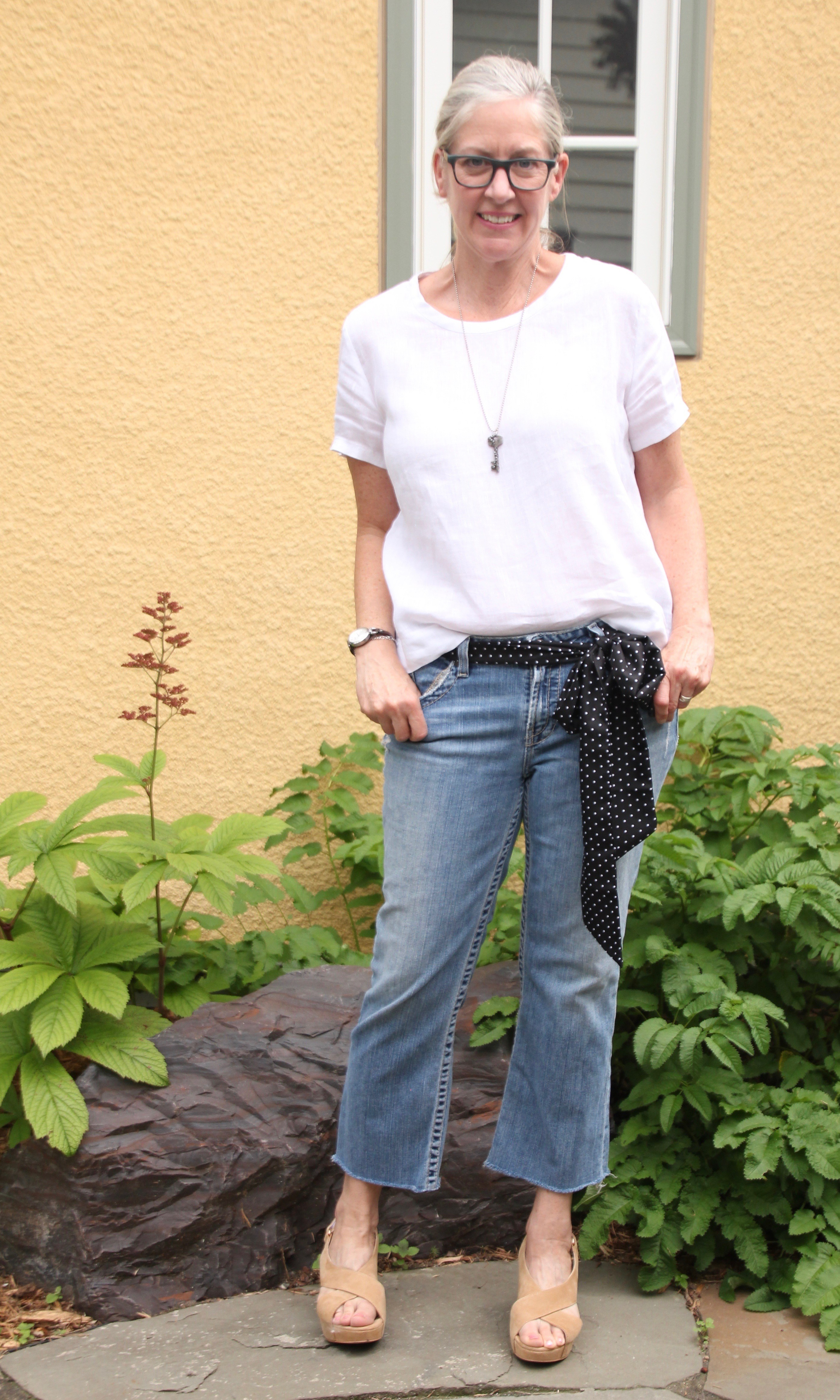 ndwc_linen-top_cropped-jeans.jpg