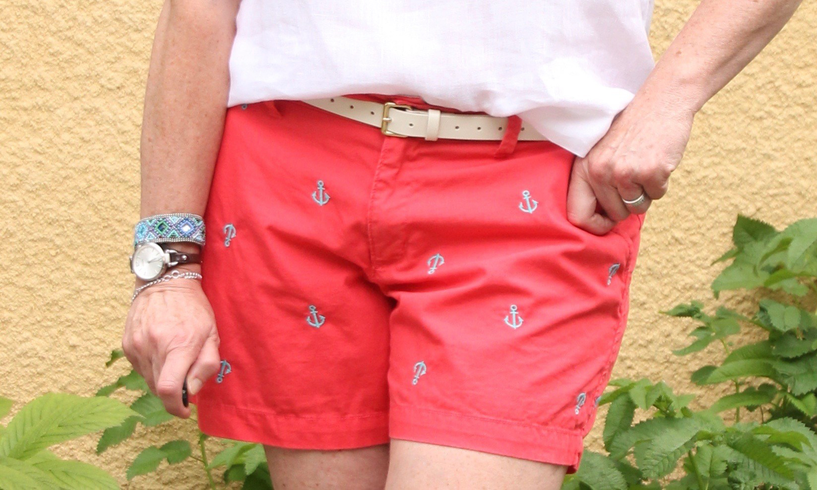 ndwc_linen-top_shorts_closeup.jpg